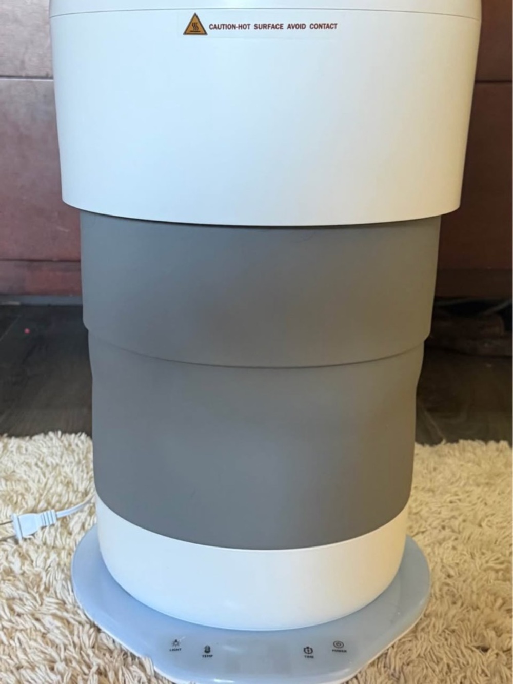 White and Gray foldable towel warmer -new